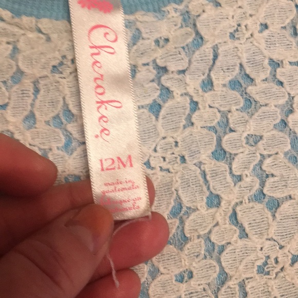 Cute sweatshirt with lace front (size 12 months) - Picture 3 of 4